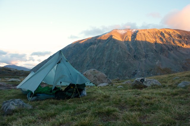 Luke's Yama Mountain Gear shelter at the end of our third 4-peak day.